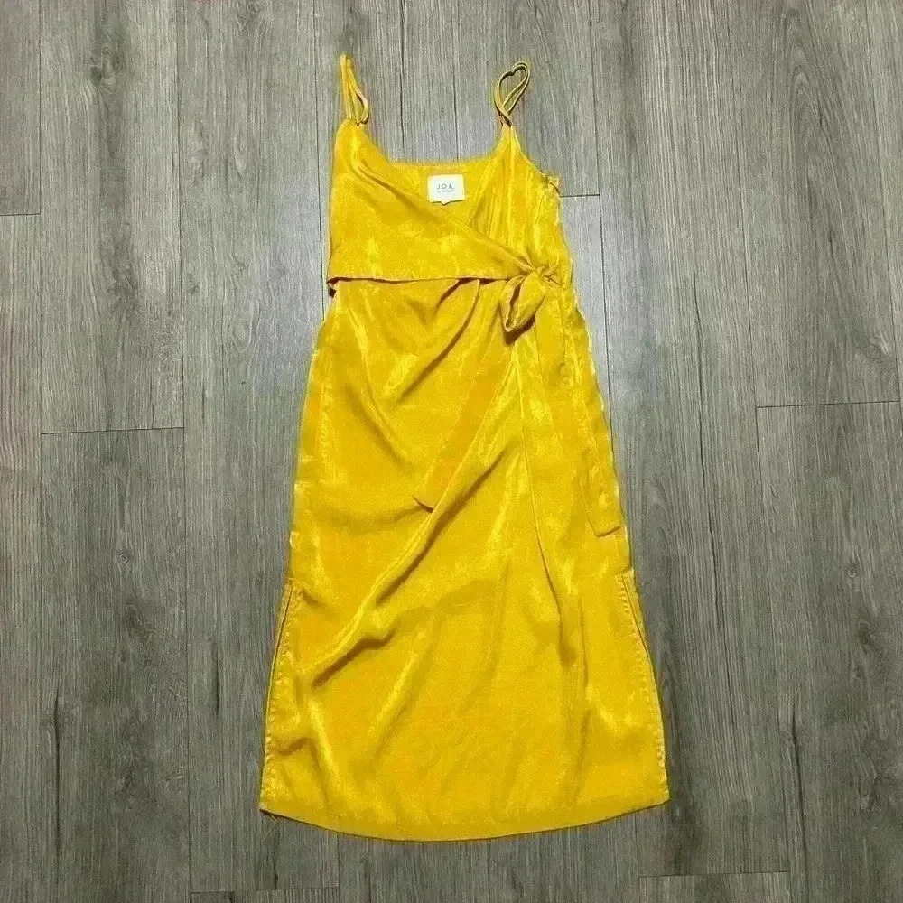 J.O.A. Satin Wrap Dress Size Small​ - Picture 3 of 8